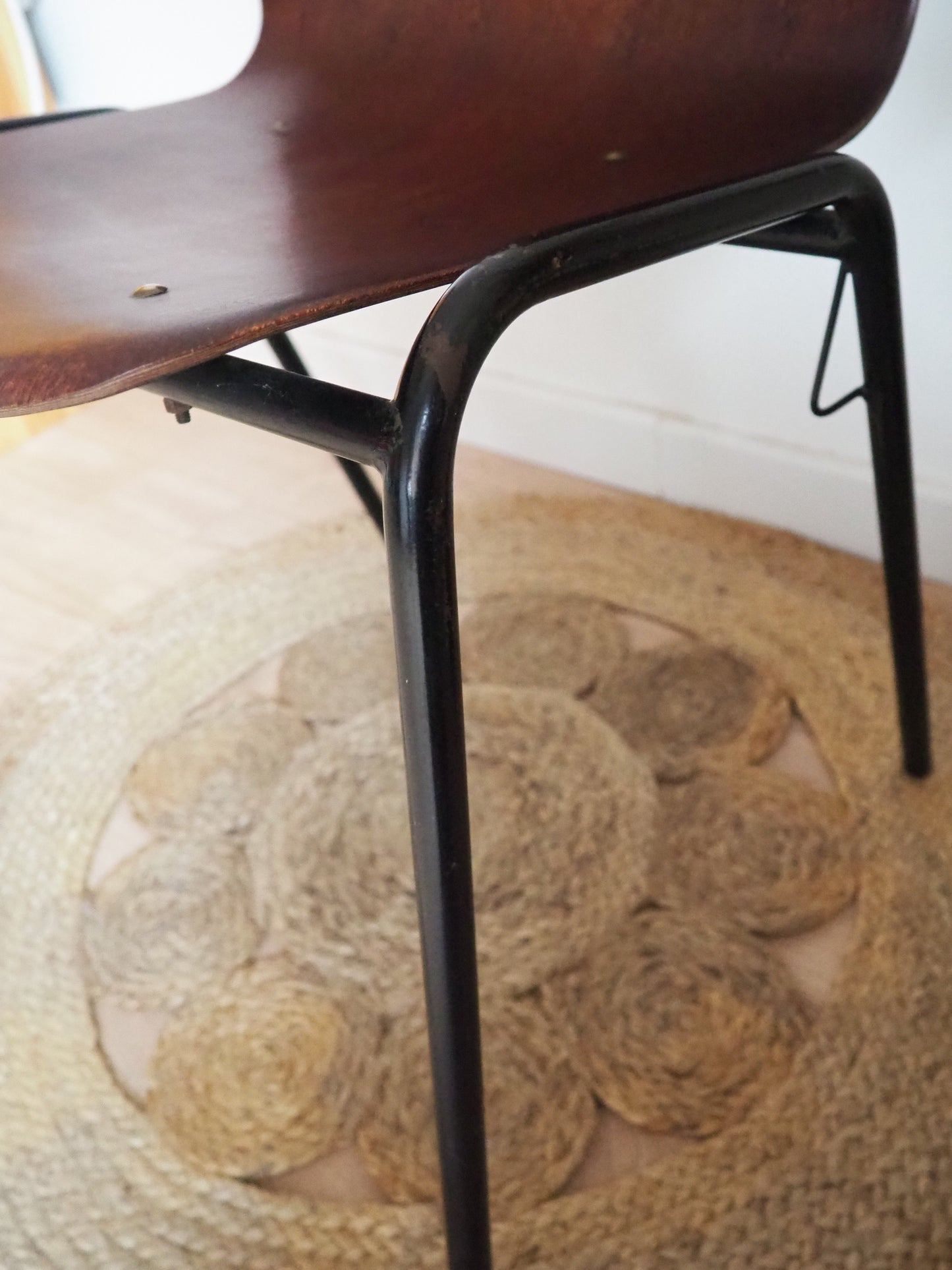 Chaise Pagholz en bois et acier