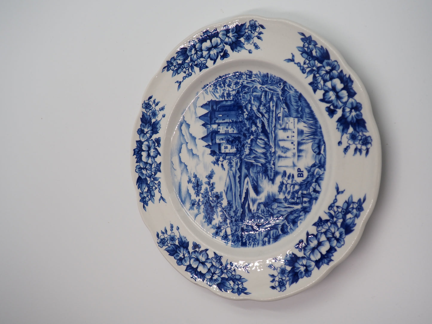 Assiette BP porcelaine bleu et blanche